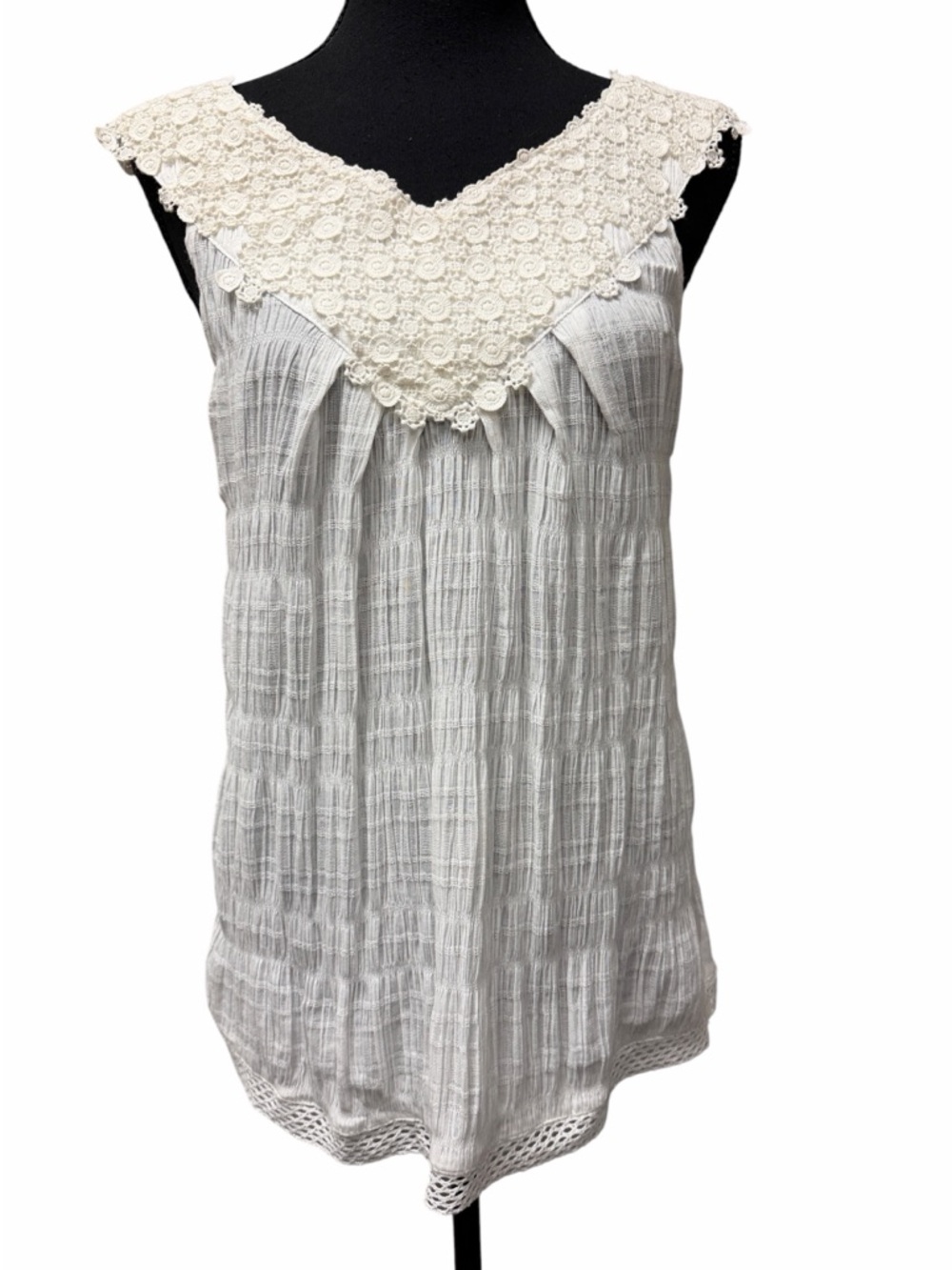 Esley White Cotton Sleeveless Lace Crochet Bib Top Size M Boho chic Cottagecore